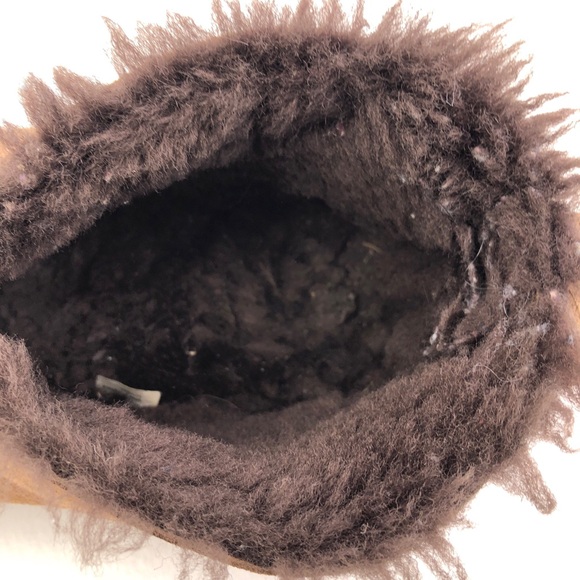 L.L. Bean Wicked Good Sheepskin Winter Slippers 10M - Picture 9 of 13